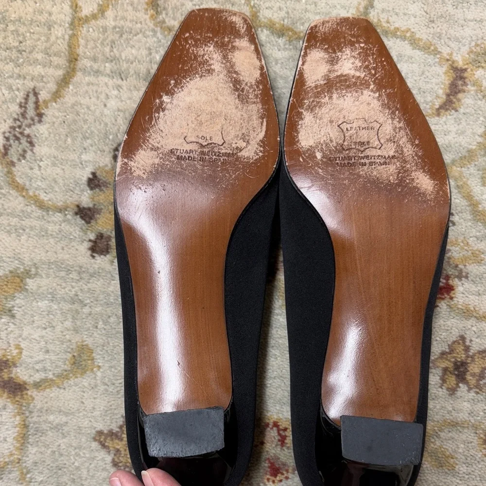 Stuart Weitzman Buttondown style heel